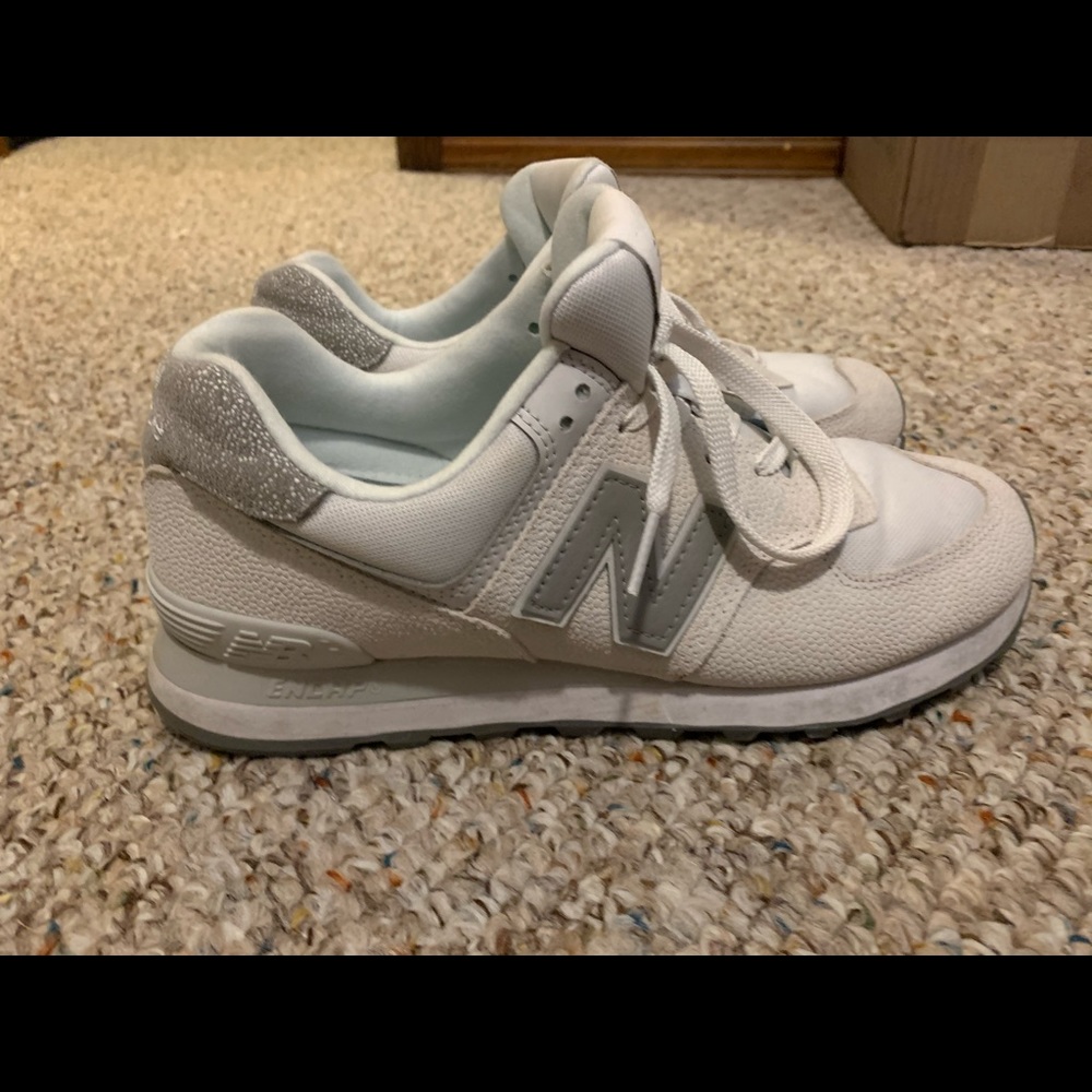 New Balance Tennis Shoes